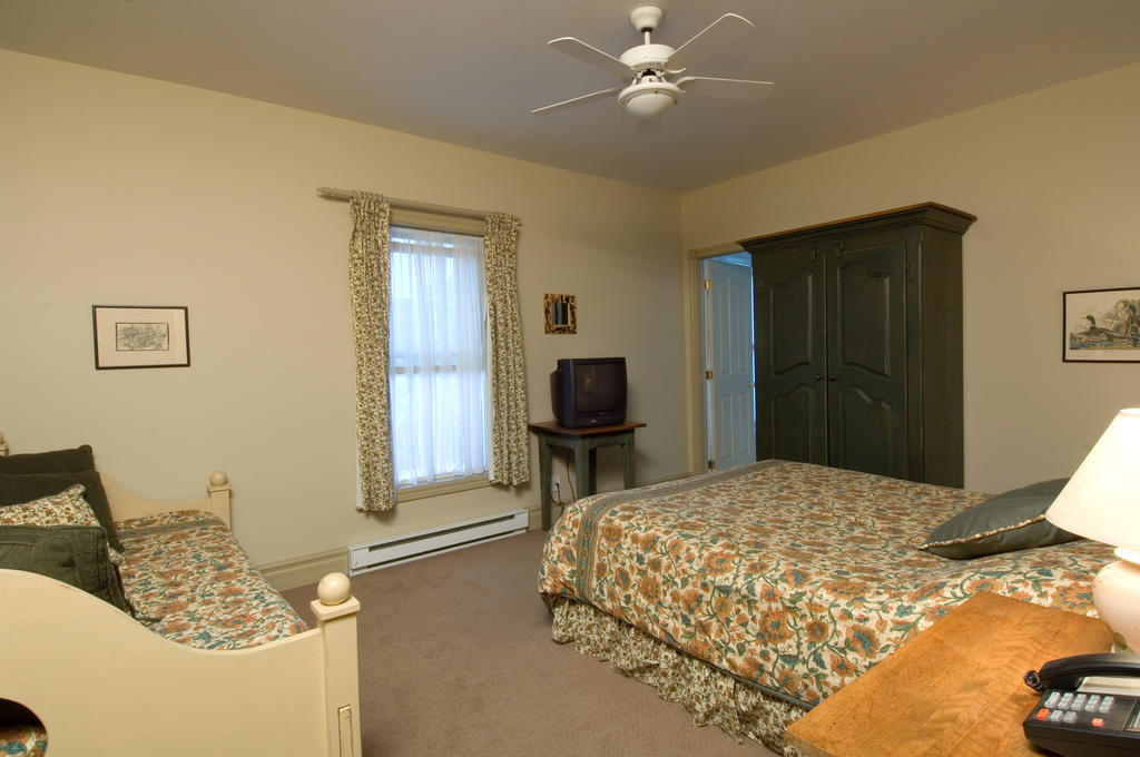 Auberge Knowlton Lac-Brome Room photo